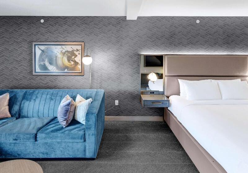 سوئیت با تخت بزرگ, Tulsa Club Hotel, Curio Collection By Hilton