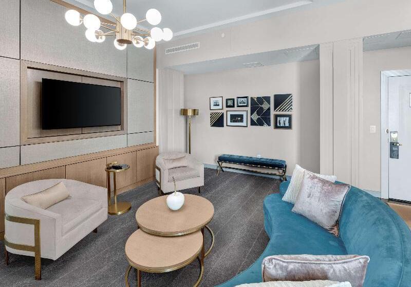 سوییت, Tulsa Club Hotel, Curio Collection By Hilton