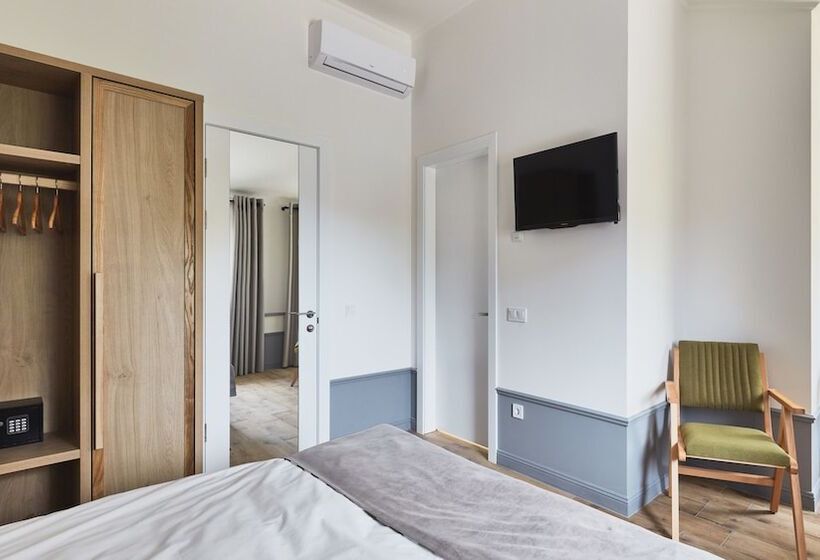 اتاق سوپریور با چشم‌انداز شهر, Wine&pillow Hotel By Frapolli