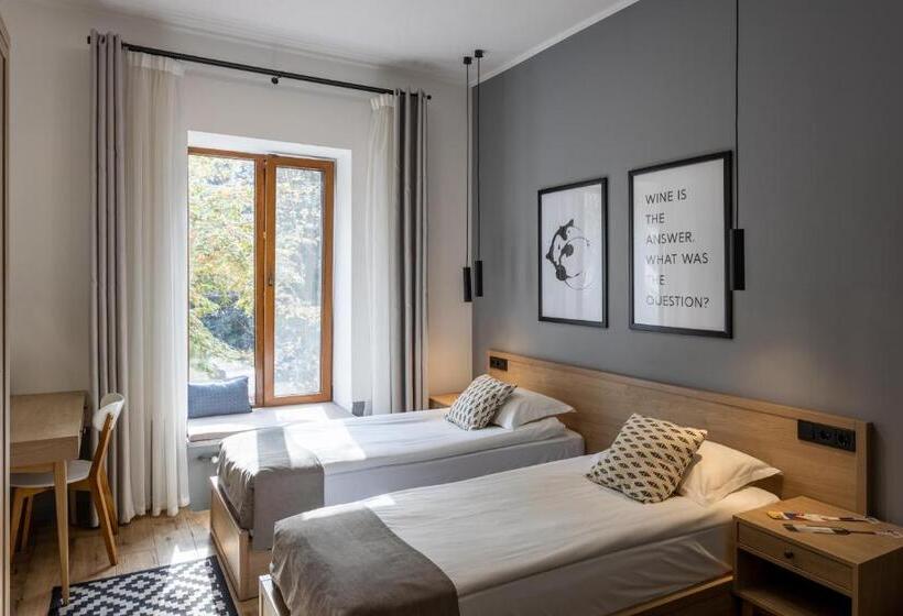 اتاق سوپریور با چشم‌انداز شهر, Wine&pillow Hotel By Frapolli