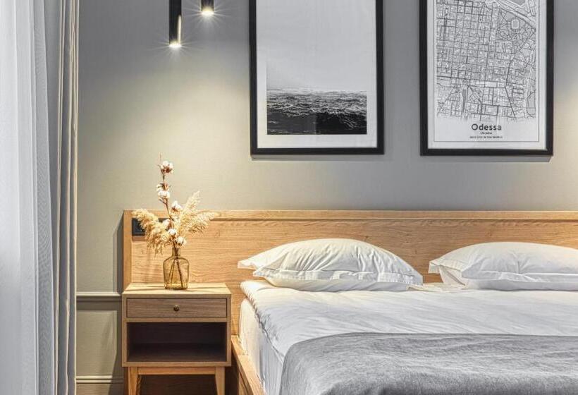 اتاق سوپریور با چشم‌انداز شهر, Wine&pillow Hotel By Frapolli