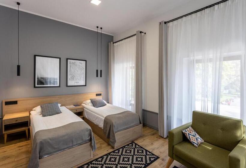 سوییت جونیور لوکس, Wine&pillow Hotel By Frapolli