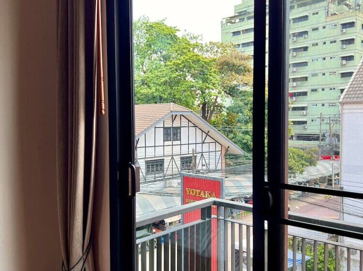 اتاق استاندارد, Yotaka Bangkok