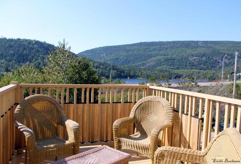 اتاق استاندارد با بالکن, Hôtel Motel Le Beluga
