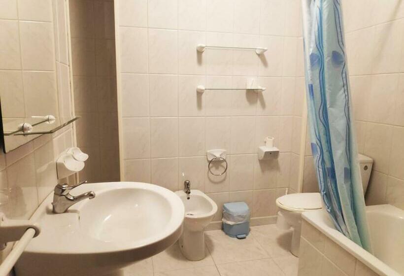 آپارتمان لوکس 1 خوابه, Apartamentos Revo Salinas 3000