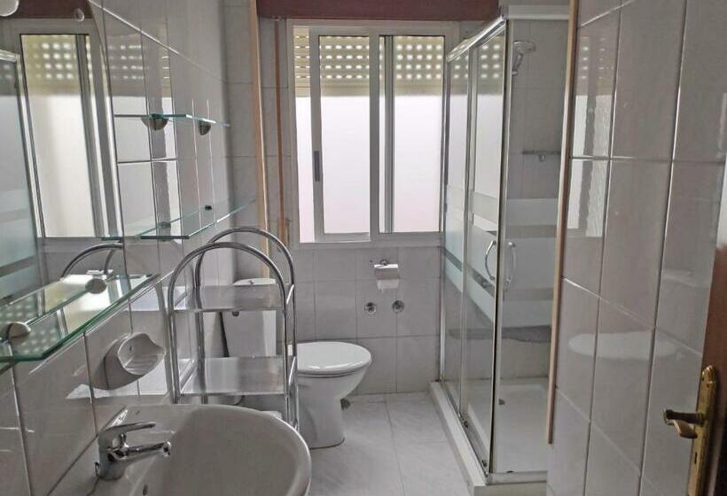 آپارتمان لوکس 1 خوابه, Apartamentos Revo Salinas 3000