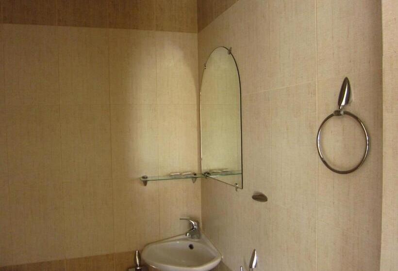 اتاق استاندارد با بالکن, Family Hotel Bistritsa