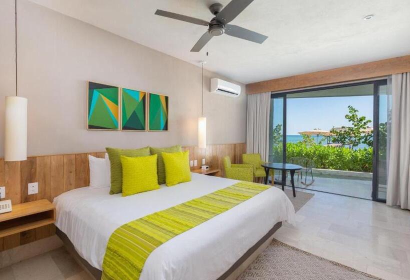 Swim-up suite, Alea Tulum