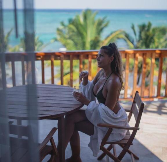 سوئیت پنت هاوس, Alea Tulum