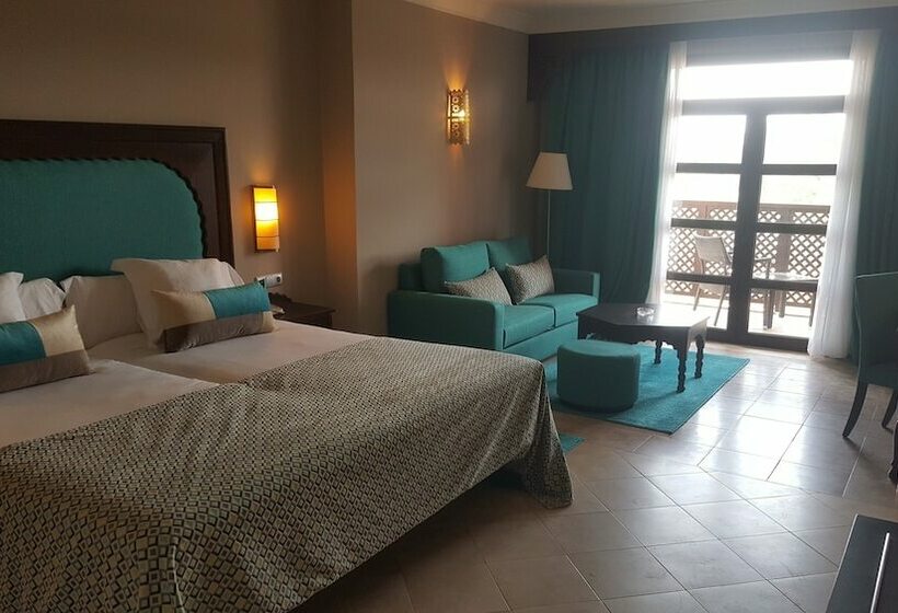 اتاق لوکس با چشم‌انداز دریا, Oasis Saidia Palace & Blue Pearl