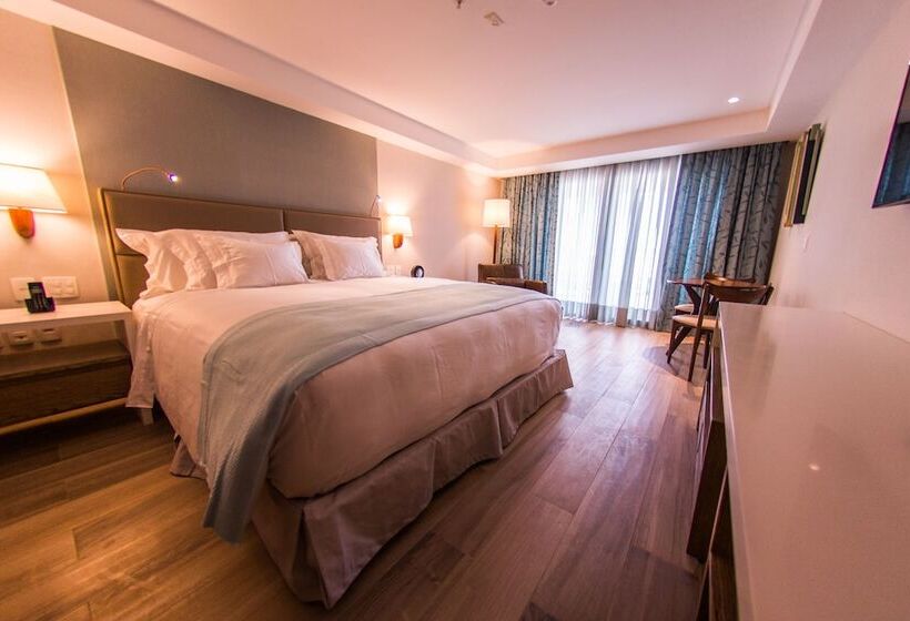 سوئیت پریمیوم, Vogal Luxury Beach Hotel & Spa