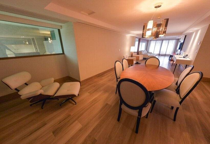 سوئیت پرزیدنت, Vogal Luxury Beach Hotel & Spa