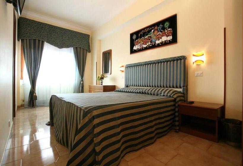 اتاق استاندارد, Tiburtina Hotel Holiday