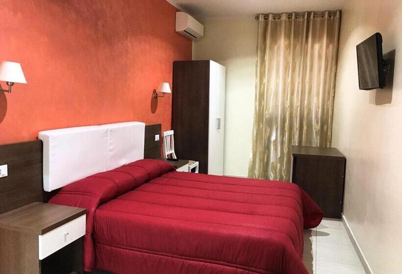 اتاق استاندارد, Tiburtina Hotel Holiday