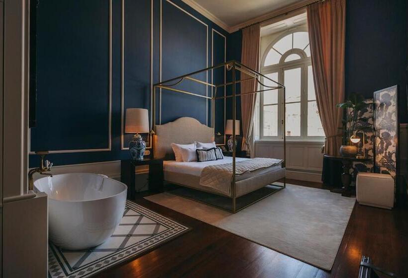 اتاق لوکس, Torel 1884 Suites & Apartments