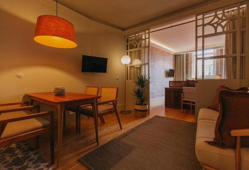 استودیوی استاندارد, Torel 1884 Suites & Apartments