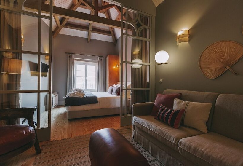استودیوی استاندارد, Torel 1884 Suites & Apartments