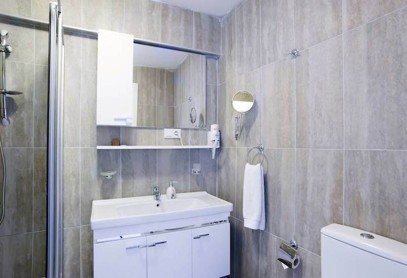 اتاق اکونومی, Blueway Hotel Residence