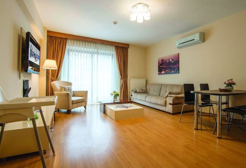 سوییت خانوادگی, Blueway Hotel Residence