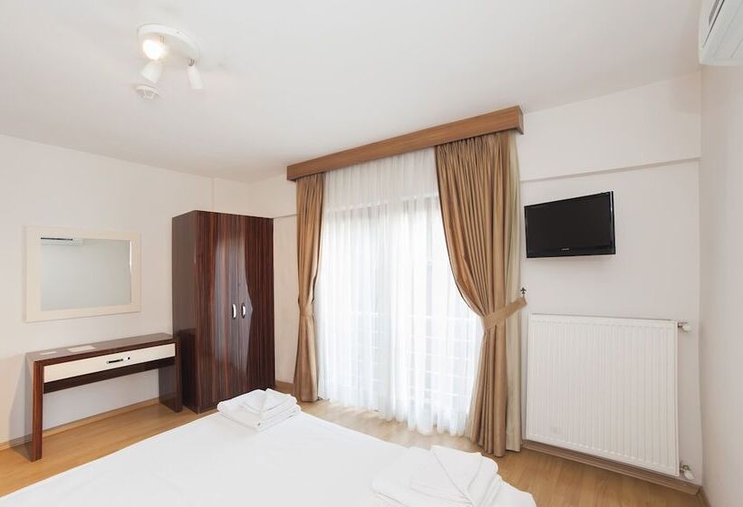 سوییت خانوادگی, Blueway Hotel Residence