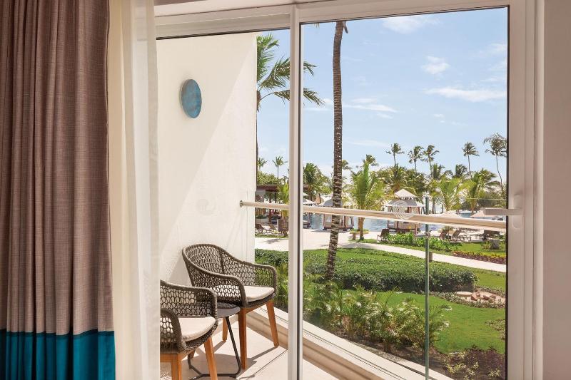 اتاق اساندارد با چشم‌انداز جانبی به دریا, Hilton La Romana All Inclusive Adult Resort & Spa Punta Cana