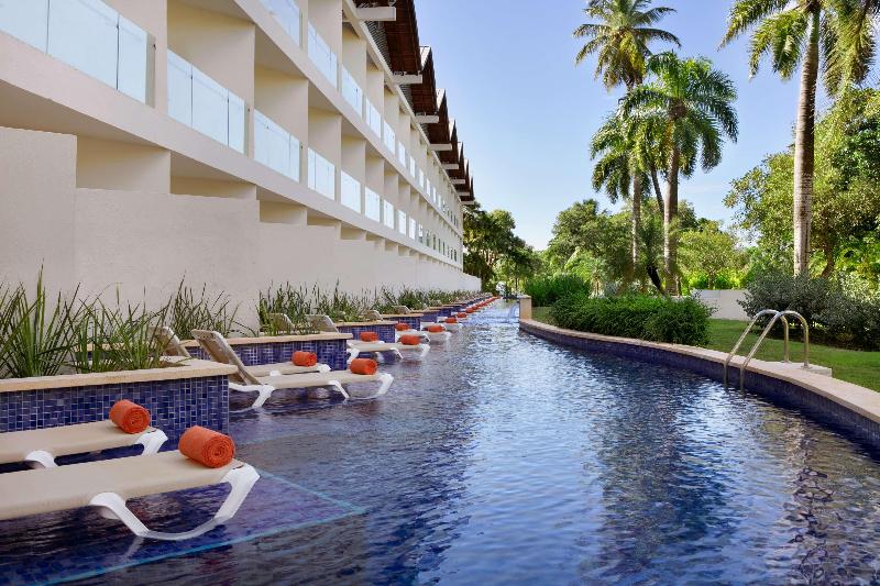 اتاق استاندارد با تخت دو نفره بزرگ, Hilton La Romana Allinclusive Resort & Water Park
