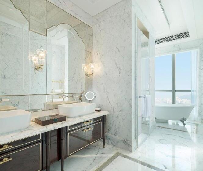 اتاق دلوکس با تخت کینگ و چشم‌انداز شهر, The St. Regis Zhuhai