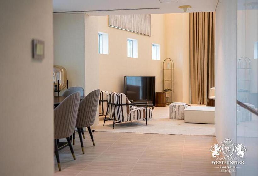 1 Bedroom Penthouse Apartment, Westminster Dubai Mall