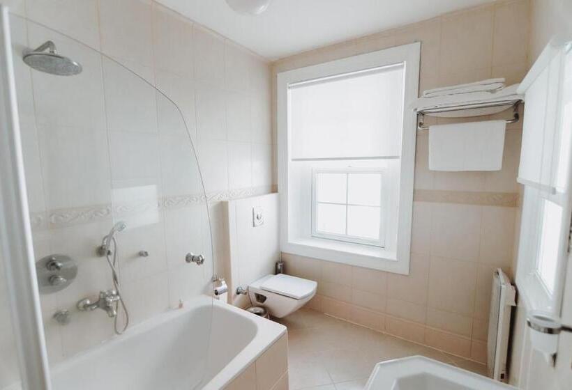 سوئیت با تخت بزرگ, Tashmahal Buti̇k Otel Alaçati
