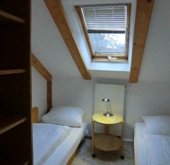 1 Bedroom Penthouse Apartment, Appart International Boarding House
