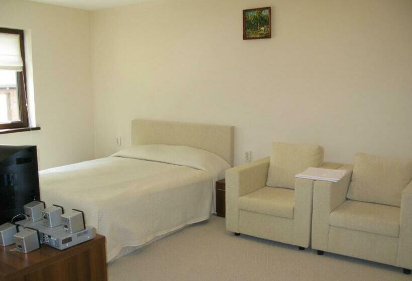 استودیوی استاندارد, Green Life Family Apartments Pamporovo