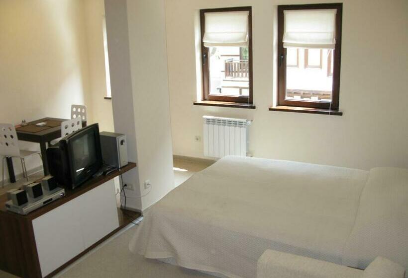 استودیوی استاندارد, Green Life Family Apartments Pamporovo