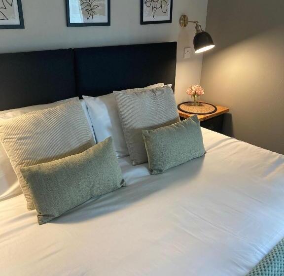 经济房, Blue Ball Inn, Sandygate, Exeter