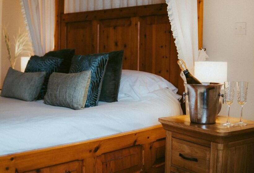 اتاق استاندارد, The Heathfield Inn