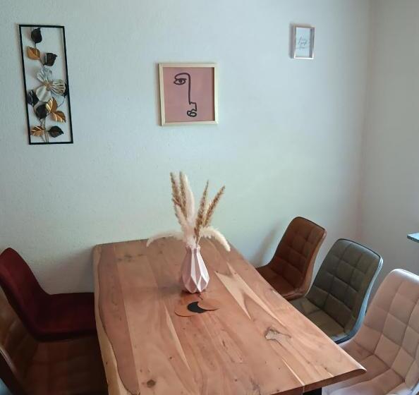 آپارتمان خانوادگی, Aparthotel Harlekin