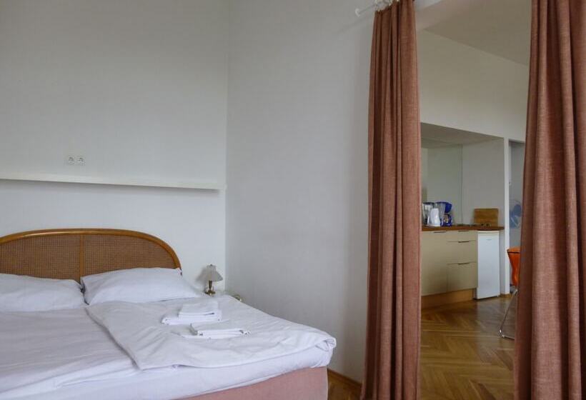 آپارتمان 2 خوابه, Apartments Maximillian