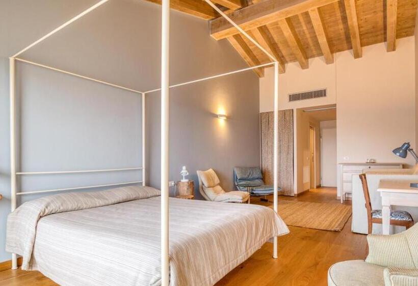 سوئیت با بالکن, Il Bagnolo Eco Lodge