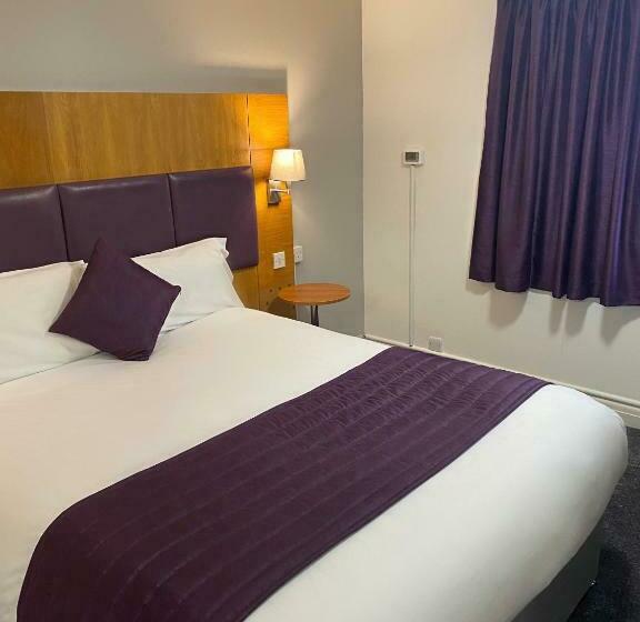 اتاق استاندارد, Purple Roomz Preston South