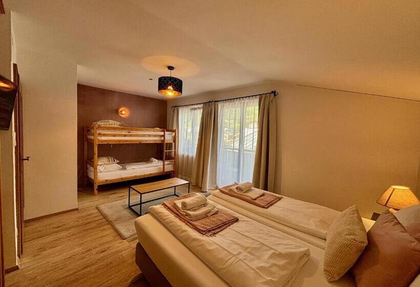 اتاق خانوادگی, Magali S, Bed & Breakfast   Inclusive Summer Card