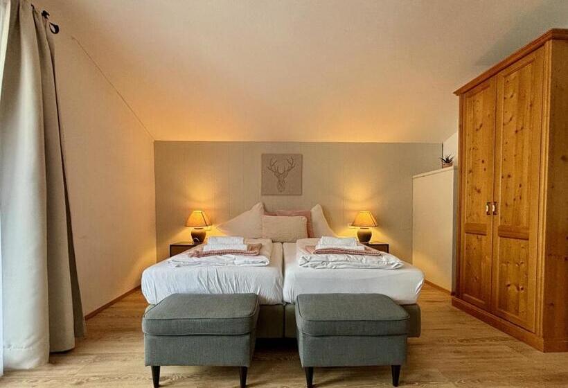 اتاق خانوادگی, Magali S, Bed & Breakfast   Inclusive Summer Card