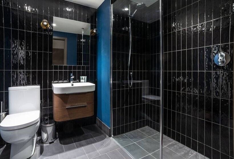 سوئیت پریمیوم 2 خوابه, Native Manchester