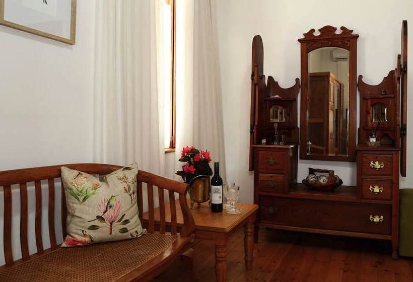 اتاق لوکس, Centre Ville Guest House