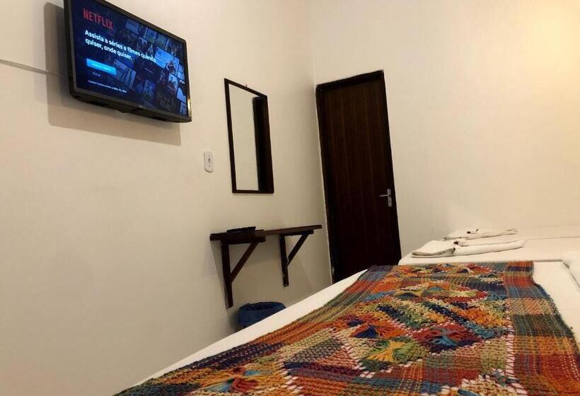 اتاق لوکس چهار تخته, Lua Pousada
