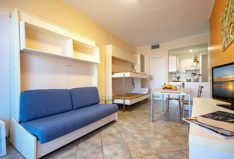 استودیوی استاندارد, Residence Greco