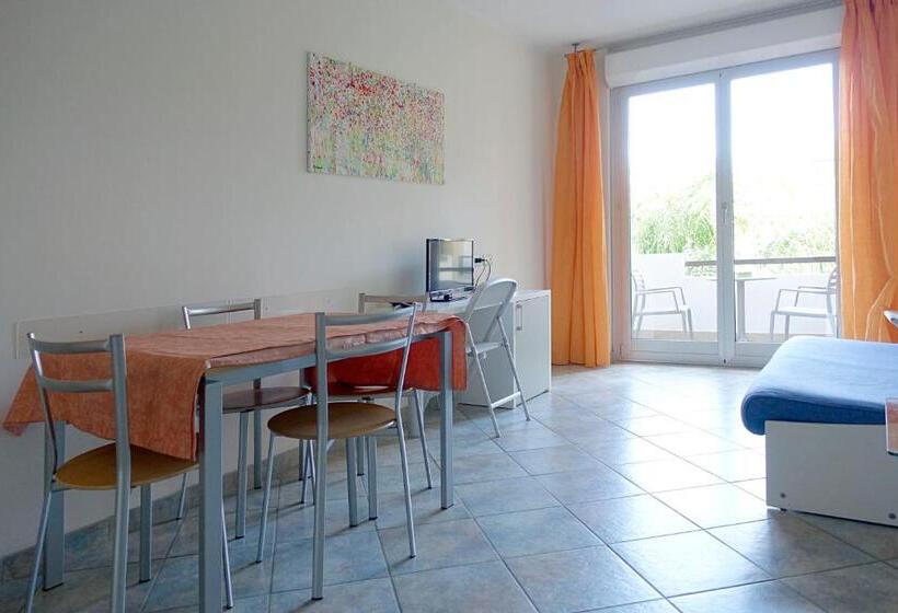 استودیوی استاندارد, Residence Greco
