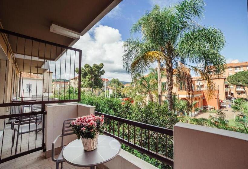 استودیوی استاندارد, Residence Greco