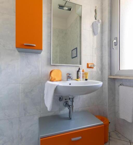 آپارتمان 1 خوابه با چشم‌انداز باغ, Residence Greco