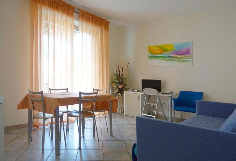 آپارتمان 1 خوابه با بالکن, Residence Greco
