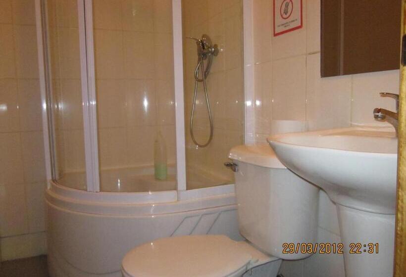 اتاق استاندارد یک نفره, Hostal El Mirador
