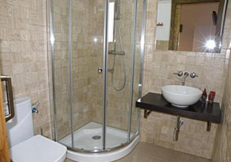 Номер Стандарт, Hostal Extramuros